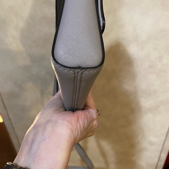 Kate Spade Light Lavender Crossbody Bag - Picture 4 of 9